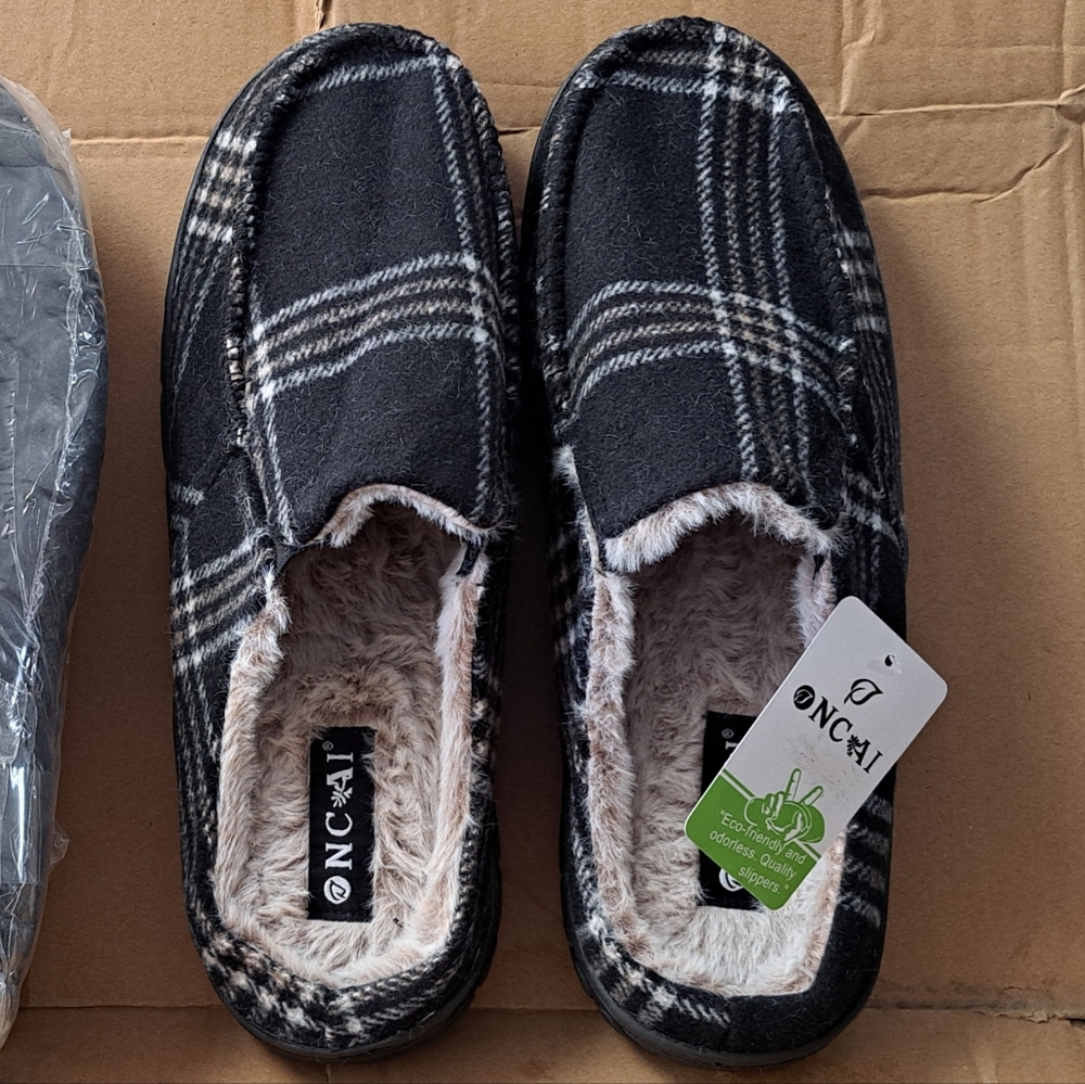 ONCAI Black Plaid Slippers